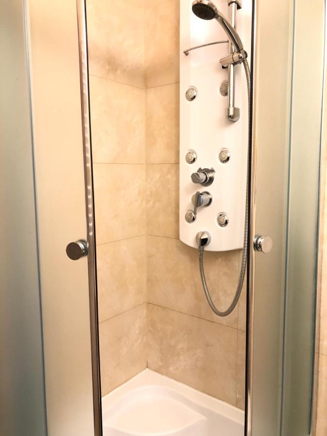 Apartamenty I Pokoje Chaton Mielno ミエルノ エクステリア 写真