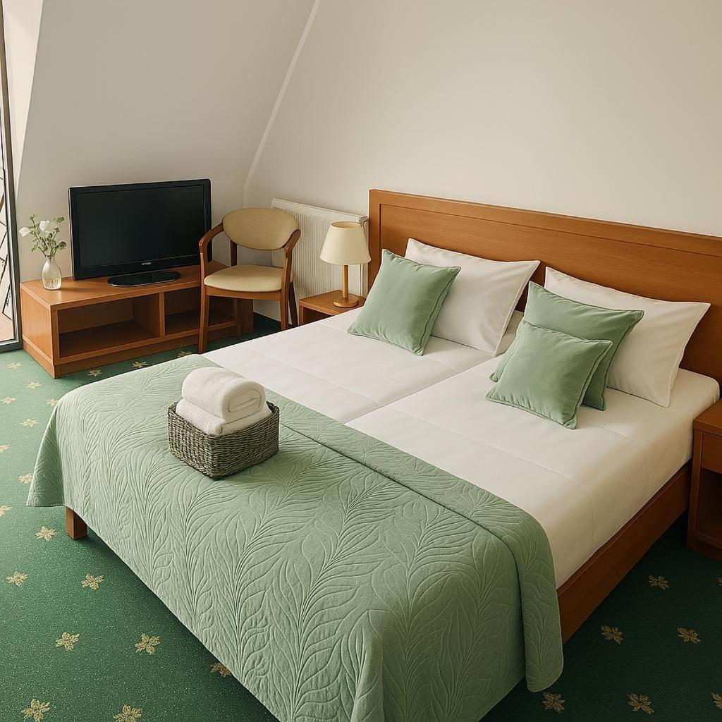 Apartamenty I Pokoje Chaton Mielno ミエルノ エクステリア 写真